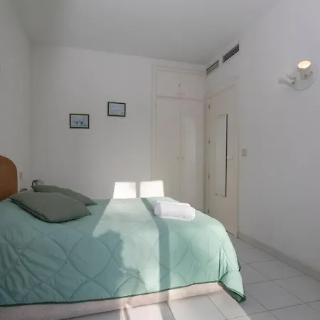 Cala Blanca, Bajo, 2 Dormitorios, By Bookindenia Apartamento Dénia
