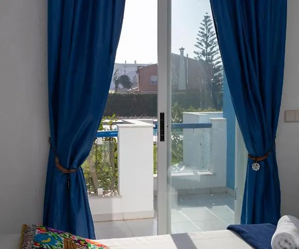 公寓 Cala Blanca, Bajo, 2 Dormitorios, By Bookindenia *