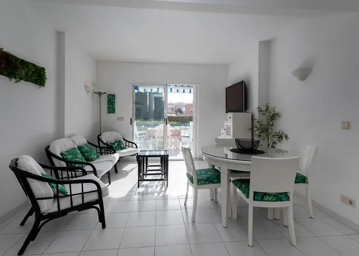 公寓 Cala Blanca, Bajo, 2 Dormitorios, By Bookindenia 德尼亚