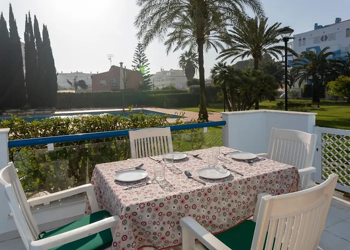 Appartamento Cala Blanca, Bajo, 2 Dormitorios, By Bookindenia