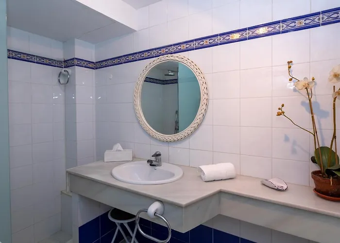 Cala Blanca, Bajo, 2 Dormitorios, By Bookindenia Dénia